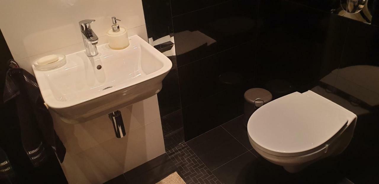 Apartgolf Sobienie Krolewskie Sobienie Szlacheckie Kültér fotó